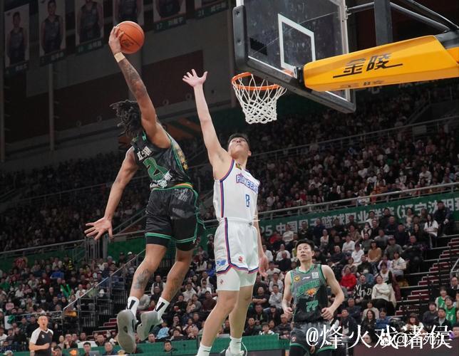CBA常规赛：威尔斯13分，辽宁半场50-39领先广厦