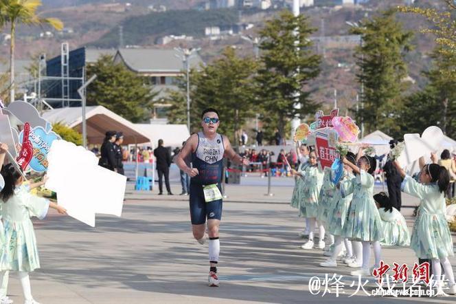 五国786名体育爱好者在云南巧家开展竞速赛